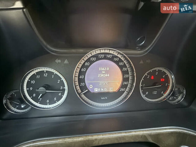 Чорний Мерседес Е-Клас, об'ємом двигуна 2.2 л та пробігом 235 тис. км за 16000 $, фото 14 на Automoto.ua