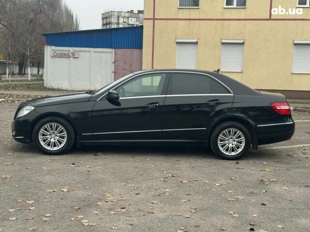 Чорний Мерседес Е-Клас, об'ємом двигуна 3 л та пробігом 241 тис. км за 10190 $, фото 1 на Automoto.ua