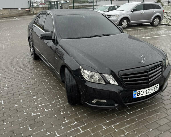 Чорний Мерседес Е-Клас, об'ємом двигуна 3 л та пробігом 195 тис. км за 14200 $, фото 12 на Automoto.ua