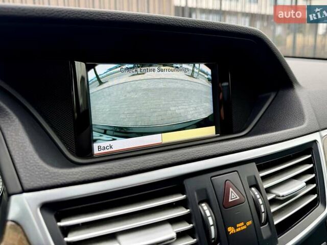 Черный Мерседес Е-Класс, объемом двигателя 5.5 л и пробегом 146 тыс. км за 16800 $, фото 27 на Automoto.ua