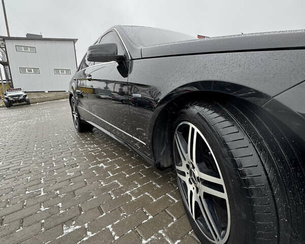 Чорний Мерседес Е-Клас, об'ємом двигуна 3 л та пробігом 195 тис. км за 14200 $, фото 9 на Automoto.ua