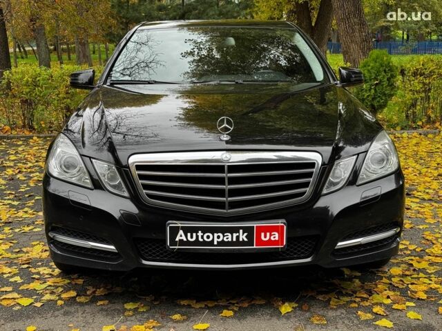 Мерседес Е-Класс 2010 в Киеве на Automoto.ua Черный Мерседес Е-Класс, объемом двигателя 2.1 л и пробегом 273 тыс. км за 12940 $, фото 1 на Automoto.ua