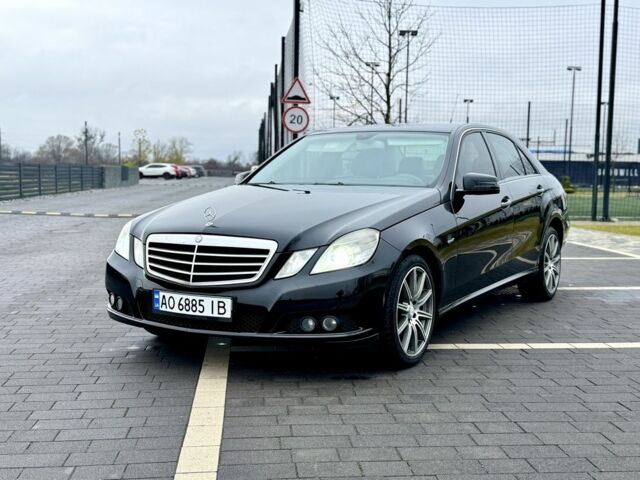 Черный Мерседес Е-Класс, объемом двигателя 2.1 л и пробегом 342 тыс. км за 10600 $, фото 1 на Automoto.ua
