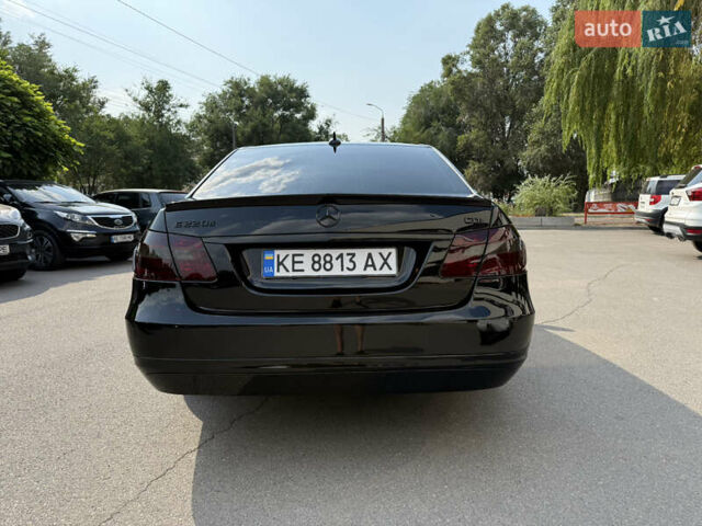 Черный Мерседес Е-Класс, объемом двигателя 2.14 л и пробегом 312 тыс. км за 11999 $, фото 4 на Automoto.ua