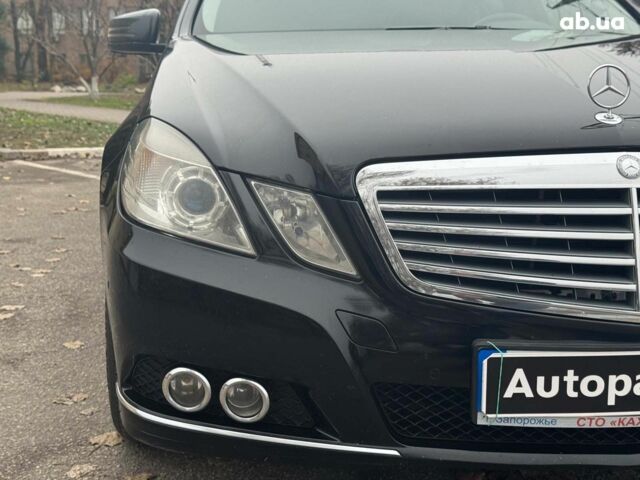 Чорний Мерседес Е-Клас, об'ємом двигуна 3 л та пробігом 241 тис. км за 10190 $, фото 8 на Automoto.ua