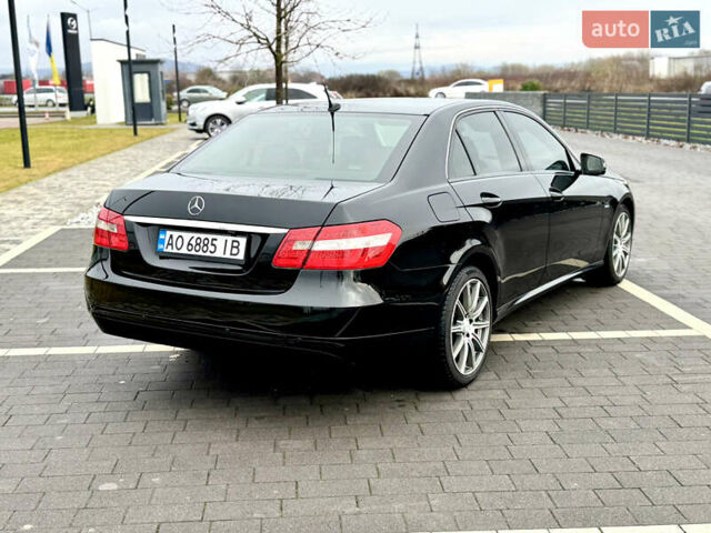 Чорний Мерседес Е-Клас, об'ємом двигуна 2.14 л та пробігом 342 тис. км за 10600 $, фото 6 на Automoto.ua