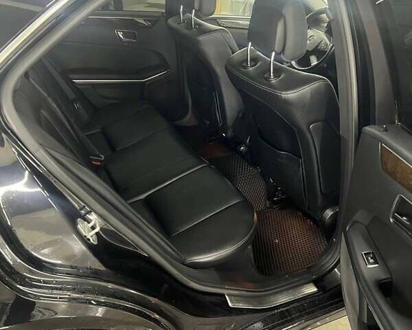 Мерседес Е-Клас 2010 у Одесі на Automoto.ua Чорний Мерседес Е-Клас, об'ємом двигуна 2.2 л та пробігом 400 тис. км за 11000 $, фото 9 на Automoto.ua