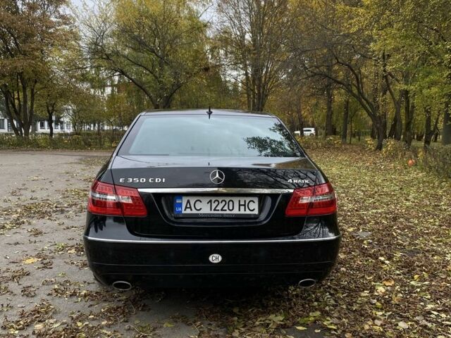 Мерседес Е-Клас 2010 у Луцьку на Automoto.ua Чорний Мерседес Е-Клас, об'ємом двигуна 3 л та пробігом 235 тис. км за 16500 $, фото 2 на Automoto.ua