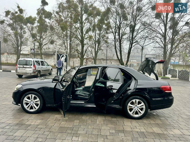 Черный Мерседес Е-Класс, объемом двигателя 2.2 л и пробегом 327 тыс. км за 11300 $, фото 27 на Automoto.ua