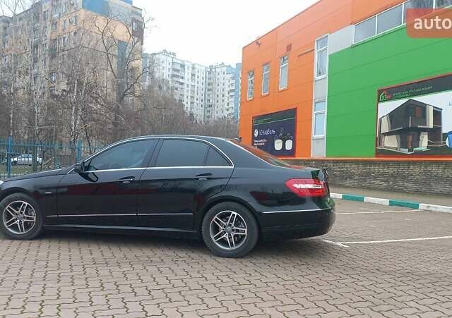 Черный Мерседес Е-Класс, объемом двигателя 2.14 л и пробегом 340 тыс. км за 12600 $, фото 8 на Automoto.ua