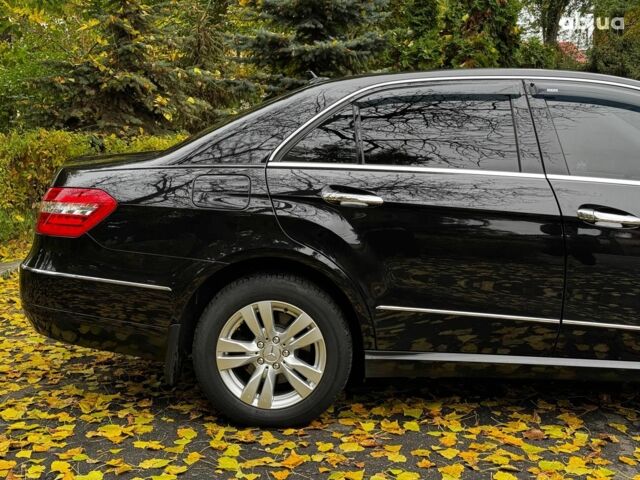 Мерседес Е-Класс 2010 в Киеве на Automoto.ua Черный Мерседес Е-Класс, объемом двигателя 2.1 л и пробегом 273 тыс. км за 12940 $, фото 4 на Automoto.ua