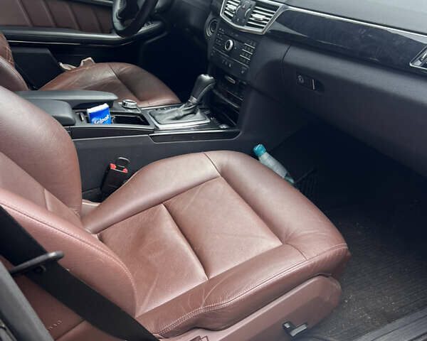 Черный Мерседес Е-Класс, объемом двигателя 2.14 л и пробегом 308 тыс. км за 11500 $, фото 3 на Automoto.ua