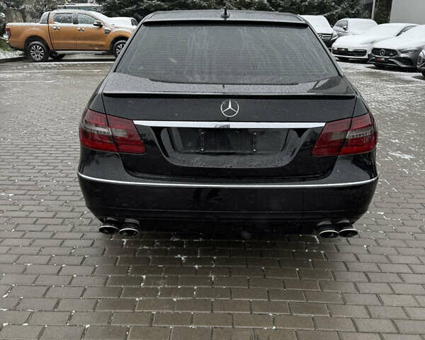 Чорний Мерседес Е-Клас, об'ємом двигуна 3 л та пробігом 195 тис. км за 14200 $, фото 5 на Automoto.ua