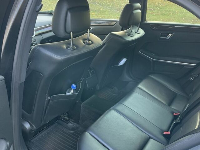 Мерседес Е-Клас 2010 у Чугуеве на Automoto.ua Чорний Мерседес Е-Клас, об'ємом двигуна 2.1 л та пробігом 390 тис. км за 7599 $, фото 7 на Automoto.ua