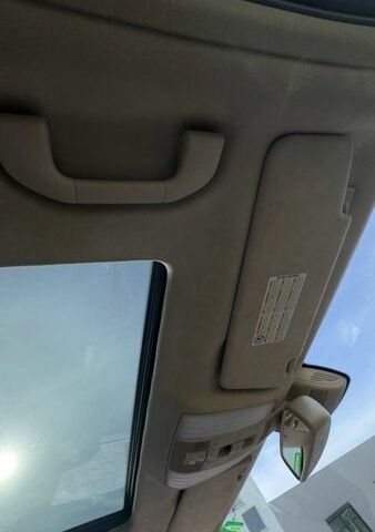 Черный Мерседес Е-Класс, объемом двигателя 3.5 л и пробегом 226 тыс. км за 15800 $, фото 2 на Automoto.ua