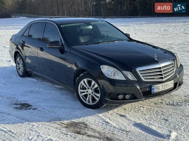 Черный Мерседес Е-Класс, объемом двигателя 2.14 л и пробегом 365 тыс. км за 10500 $, фото 8 на Automoto.ua