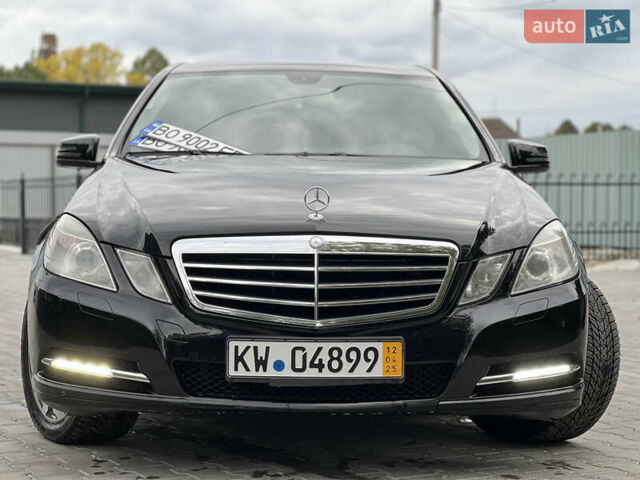 Чорний Мерседес Е-Клас, об'ємом двигуна 2.2 л та пробігом 320 тис. км за 10999 $, фото 16 на Automoto.ua