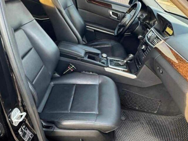 Чорний Мерседес Е-Клас, об'ємом двигуна 2.1 л та пробігом 270 тис. км за 10200 $, фото 6 на Automoto.ua