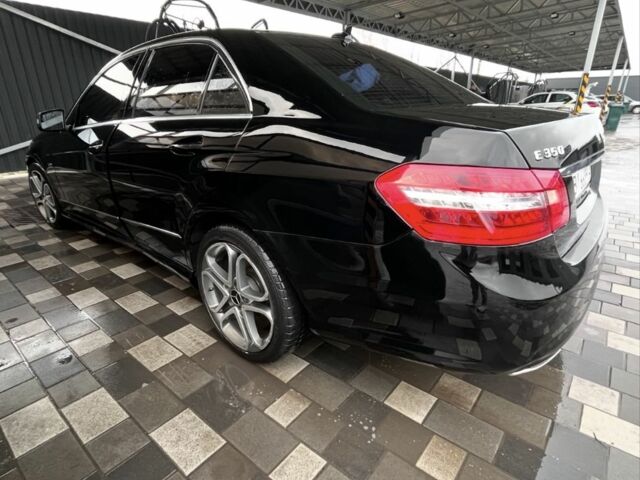 Чорний Мерседес Е-Клас, об'ємом двигуна 3.5 л та пробігом 160 тис. км за 13500 $, фото 1 на Automoto.ua