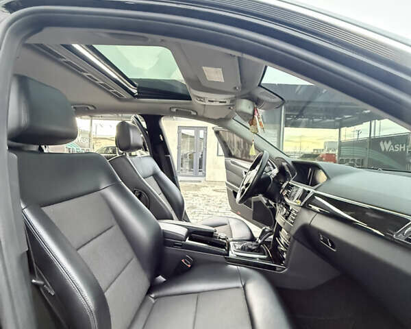 Черный Мерседес Е-Класс, объемом двигателя 2.2 л и пробегом 470 тыс. км за 12500 $, фото 10 на Automoto.ua