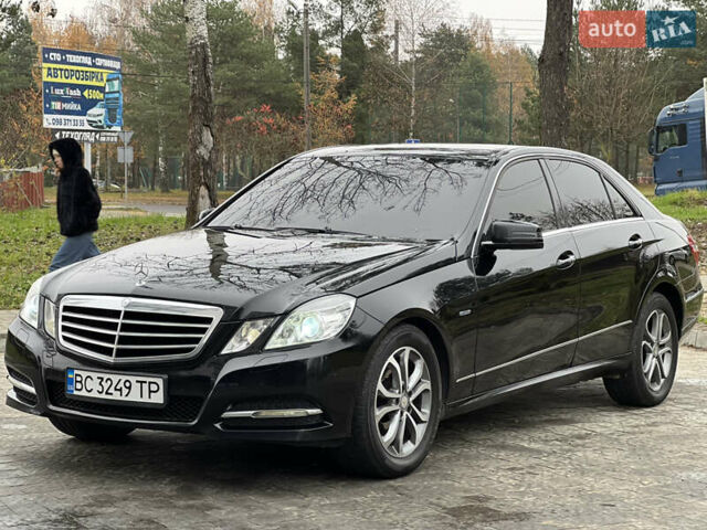 Черный Мерседес Е-Класс, объемом двигателя 1.8 л и пробегом 271 тыс. км за 8999 $, фото 1 на Automoto.ua