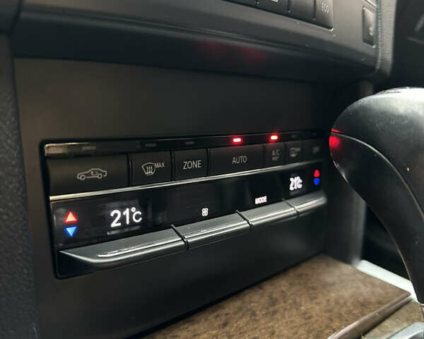 Черный Мерседес Е-Класс, объемом двигателя 2.2 л и пробегом 280 тыс. км за 11499 $, фото 36 на Automoto.ua