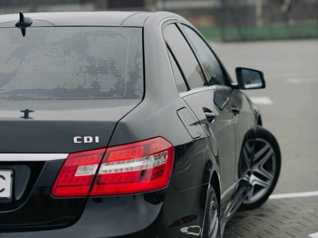 Черный Мерседес Е-Класс, объемом двигателя 3 л и пробегом 270 тыс. км за 14300 $, фото 2 на Automoto.ua