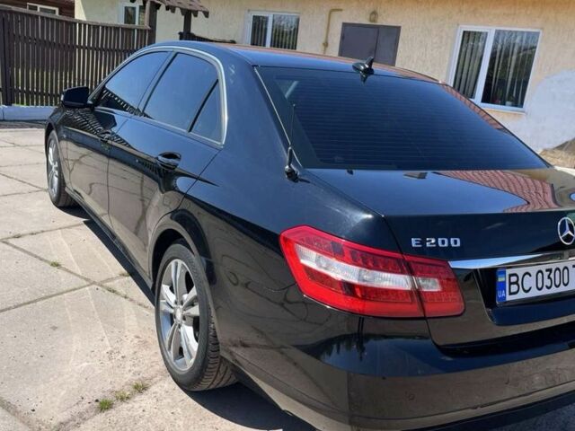 Чорний Мерседес Е-Клас, об'ємом двигуна 1.8 л та пробігом 311 тис. км за 10800 $, фото 2 на Automoto.ua
