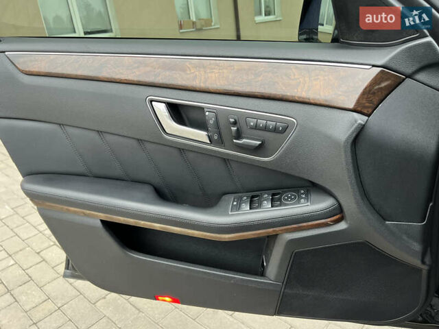 Черный Мерседес Е-Класс, объемом двигателя 3.5 л и пробегом 170 тыс. км за 11700 $, фото 8 на Automoto.ua