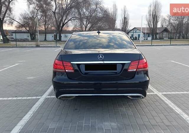 Черный Мерседес Е-Класс, объемом двигателя 1.8 л и пробегом 420 тыс. км за 10500 $, фото 4 на Automoto.ua