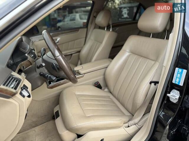 Мерседес Е-Клас 2011 у Києві на Automoto.ua Чорний Мерседес Е-Клас, об'ємом двигуна 3 л та пробігом 227 тис. км за 12500 $, фото 18 на Automoto.ua