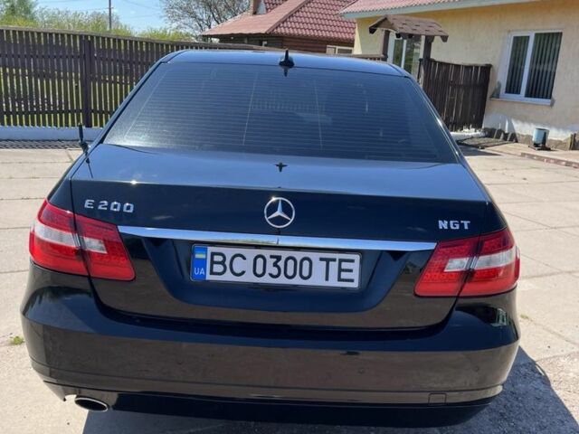 Чорний Мерседес Е-Клас, об'ємом двигуна 1.8 л та пробігом 311 тис. км за 10800 $, фото 3 на Automoto.ua