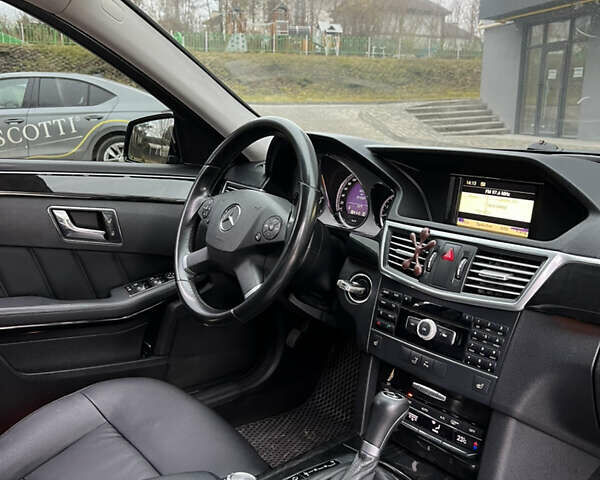 Черный Мерседес Е-Класс, объемом двигателя 1.8 л и пробегом 271 тыс. км за 8999 $, фото 27 на Automoto.ua