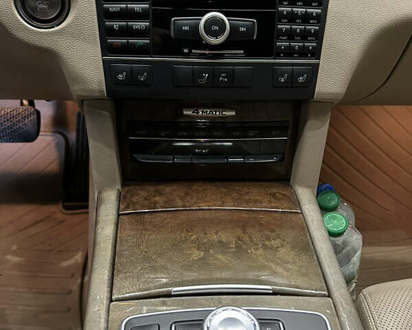 Черный Мерседес Е-Класс, объемом двигателя 3.5 л и пробегом 103 тыс. км за 15500 $, фото 14 на Automoto.ua