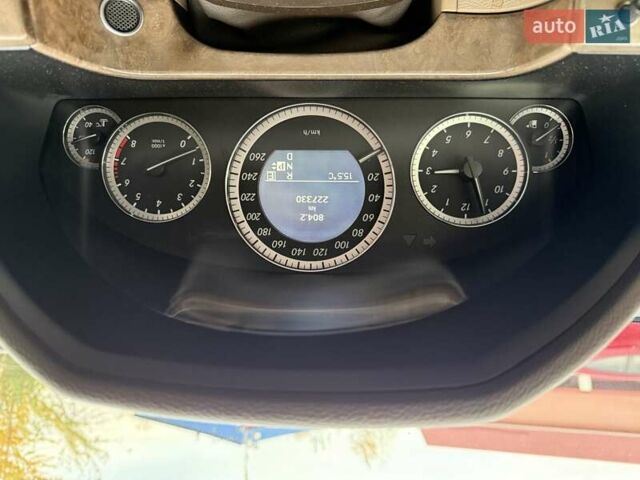 Мерседес Е-Клас 2011 у Києві на Automoto.ua Чорний Мерседес Е-Клас, об'ємом двигуна 3 л та пробігом 227 тис. км за 12500 $, фото 34 на Automoto.ua