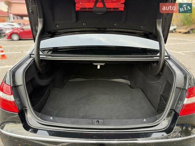 Мерседес Е-Клас 2011 у Києві на Automoto.ua Чорний Мерседес Е-Клас, об'ємом двигуна 3 л та пробігом 227 тис. км за 12500 $, фото 31 на Automoto.ua