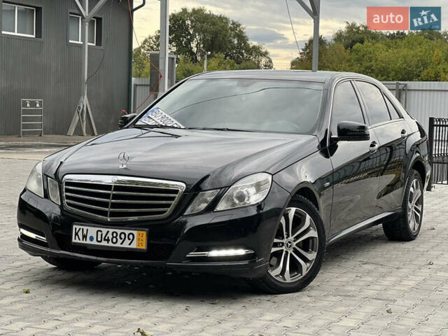 Чорний Мерседес Е-Клас, об'ємом двигуна 2.2 л та пробігом 320 тис. км за 10999 $, фото 3 на Automoto.ua