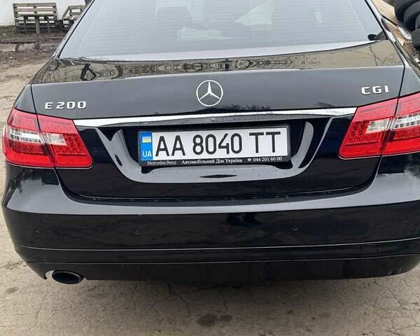 Черный Мерседес Е-Класс, объемом двигателя 1.8 л и пробегом 370 тыс. км за 10500 $, фото 1 на Automoto.ua