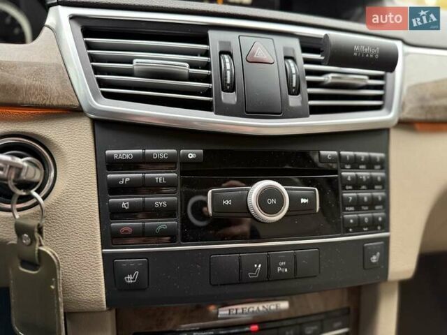 Мерседес Е-Клас 2011 у Києві на Automoto.ua Чорний Мерседес Е-Клас, об'ємом двигуна 3 л та пробігом 227 тис. км за 12500 $, фото 37 на Automoto.ua