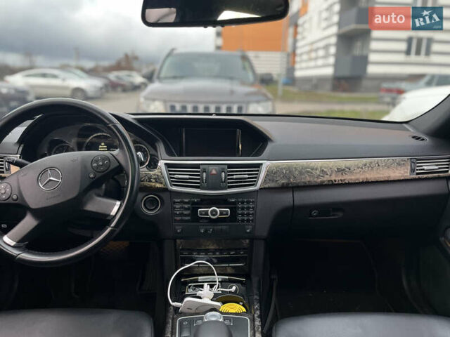 Чорний Мерседес Е-Клас, об'ємом двигуна 3.5 л та пробігом 160 тис. км за 13500 $, фото 8 на Automoto.ua