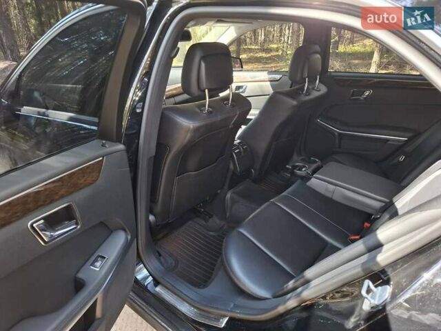 Черный Мерседес Е-Класс, объемом двигателя 2.14 л и пробегом 290 тыс. км за 11499 $, фото 8 на Automoto.ua