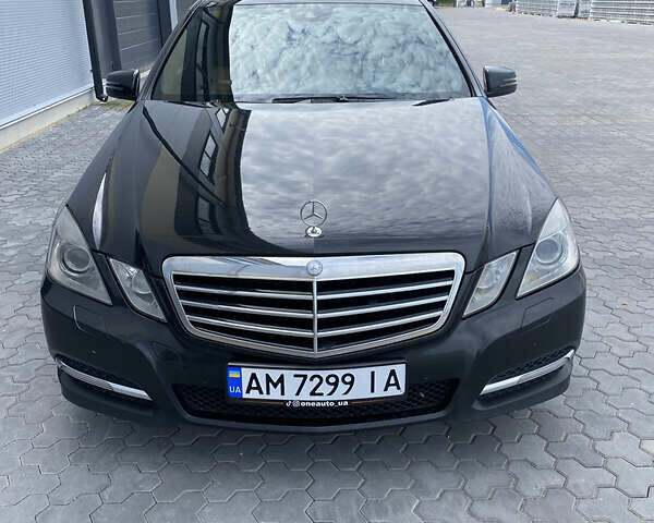 Чорний Мерседес Е-Клас, об'ємом двигуна 2.2 л та пробігом 380 тис. км за 13700 $, фото 13 на Automoto.ua