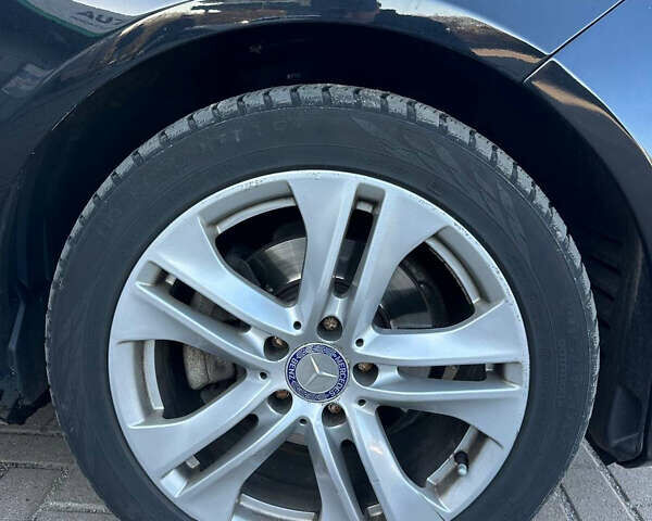 Чорний Мерседес Е-Клас, об'ємом двигуна 2.14 л та пробігом 327 тис. км за 13500 $, фото 6 на Automoto.ua