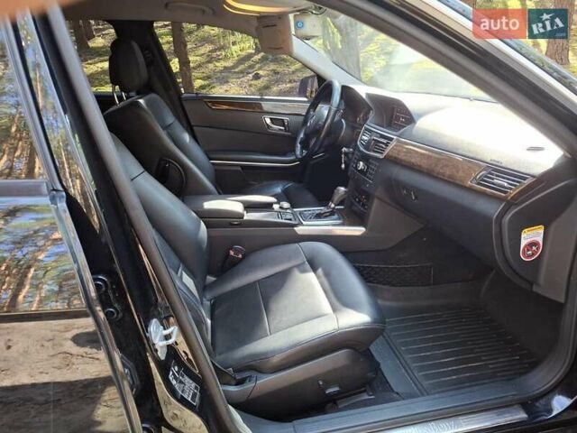 Черный Мерседес Е-Класс, объемом двигателя 2.14 л и пробегом 290 тыс. км за 11499 $, фото 10 на Automoto.ua