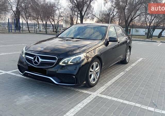 Черный Мерседес Е-Класс, объемом двигателя 1.8 л и пробегом 420 тыс. км за 10500 $, фото 10 на Automoto.ua