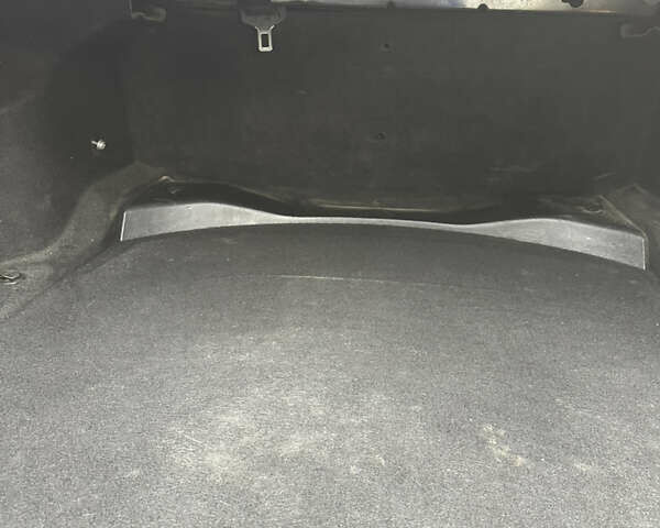 Чорний Мерседес Е-Клас, об'ємом двигуна 2.2 л та пробігом 200 тис. км за 15500 $, фото 17 на Automoto.ua