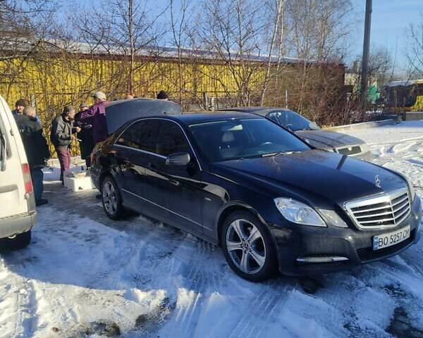 Чорний Мерседес Е-Клас, об'ємом двигуна 0 л та пробігом 260 тис. км за 13000 $, фото 7 на Automoto.ua