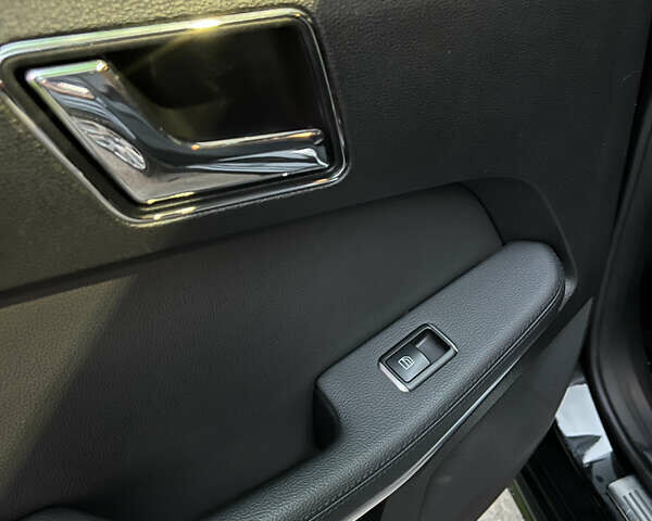 Черный Мерседес Е-Класс, объемом двигателя 2.2 л и пробегом 268 тыс. км за 10800 $, фото 20 на Automoto.ua