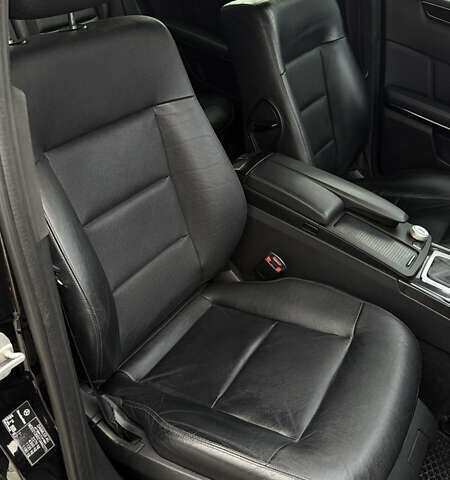 Чорний Мерседес Е-Клас, об'ємом двигуна 2.2 л та пробігом 399 тис. км за 12500 $, фото 11 на Automoto.ua