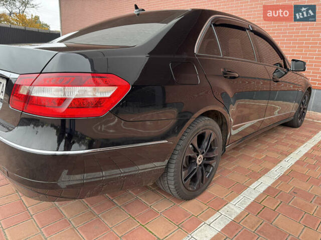 Мерседес Е-Класс 2011 в Одессе на Automoto.ua Черный Мерседес Е-Класс, объемом двигателя 2.2 л и пробегом 167 тыс. км за 13000 $, фото 8 на Automoto.ua